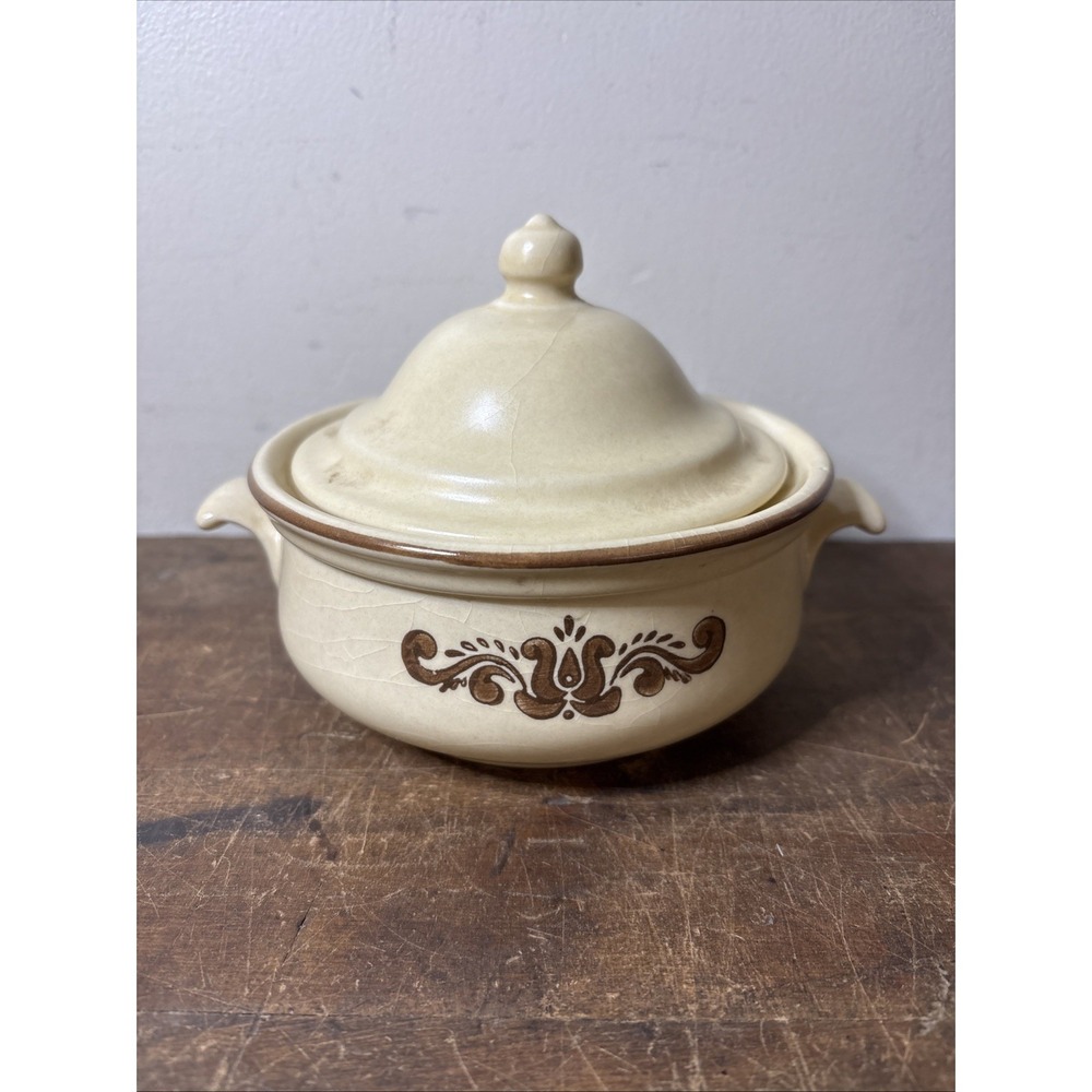 Pfaltzgraff Vintage Brown Village Casserole Dish #305  12oz Bowl With Lid